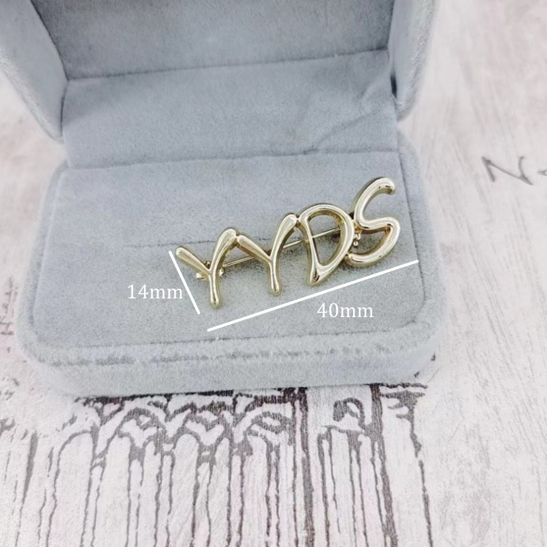 

Jewelry Badge Luxury Women Broche Designer Brand Letter Brooches 18K Gold Plated Inlay Crystal Rhinestone Broches Brooch Charm Men Pearl Pins Wedding Party Gift