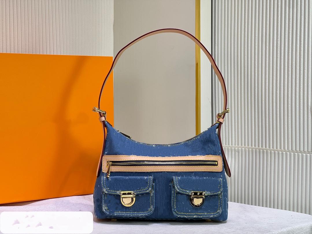 

Wild Heart capsule Canvas Bag Women Messenger Bags designers purse classic Old Flower Underarm Bag Print Purse Backpack Gold Hardware Pouch Multiple pockets, Box