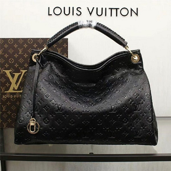 

lv louis vuitton lvs louise viuton FASHION Crafty ONTHEGO PM WOMEN luxurys Embossing Monograms lady Handbags pradas crossbody shoulder bag Totes Wallet backpack