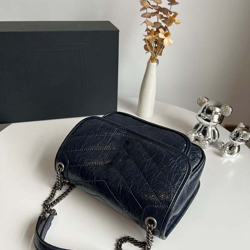 

Shoulder Bags quality Classic buckle v shaped chain diagonal bag Handbags wallet women bags Crossbody bag purses Crossbody Bag Cross body Generous temperament, Black