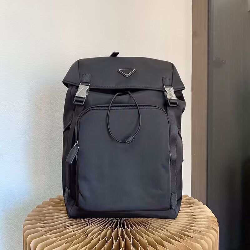 

2023 Sport Outdoors Leisure Bag Backpacks Travel Large Capacity Hiking Bags Knapsack Climbing Men Women Fitness, Grey