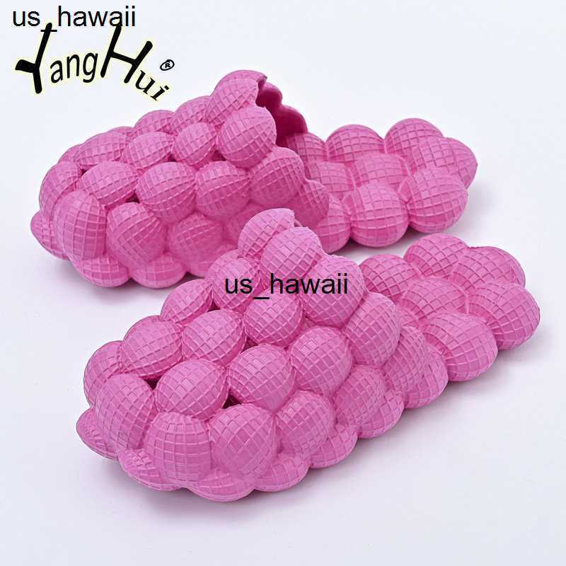 

Slippers 2022 Shoes for Women Slippers Bubble Slides Funny Massage Spa Slippers Pillow Slipppers Soft Anti-Slip Reflexology Sandals 0128V23, Black