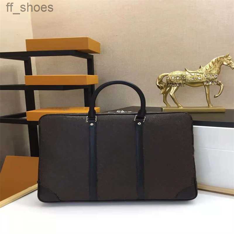 

2023 Pm Small Designer Briefcase Bag For Men Porte-documents Voyage Luxury Briefcases Business Man Shoulder Laptop Bags Totes Men's Luggage