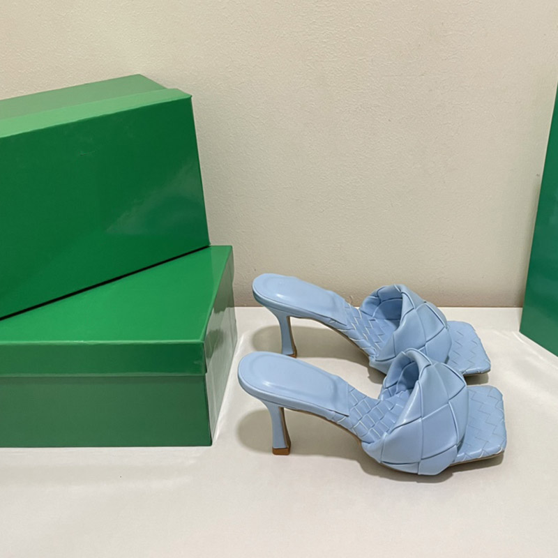 

22SS Womens Woven Sandals Flat Heels Slippers Leather Stiletto Heels High 7cm Classic Green Sandals Flip Flops Slider Beach Shoe Outdoor Causal Shoe Rubber Sole