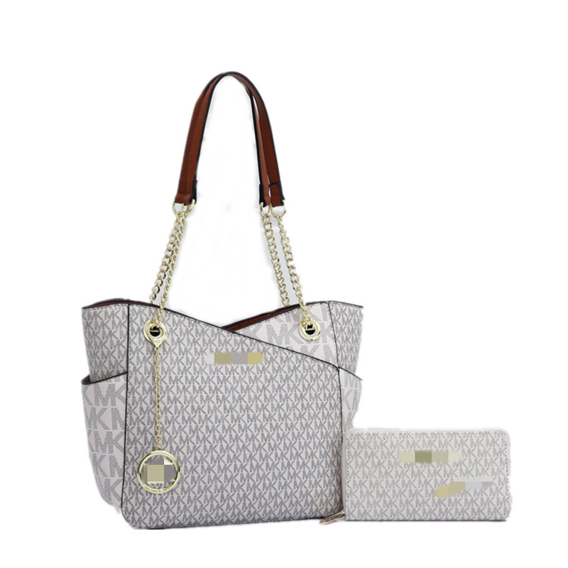 

2023 Designers Shoulder bags Cross Body high quality Women top Square Sheepskin Chains Handbags with wallet 19016, 35x11x25cm