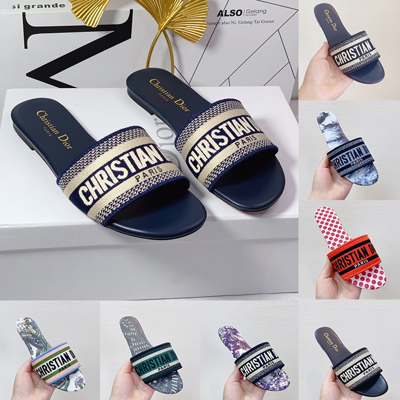 2023 Christian Dior Dway Slippers 1/1 Quality Italy Luxury Brand CD Embroidery Sandals Womens Ladies Dazzle Low Heels Slides Outdoor Shoes