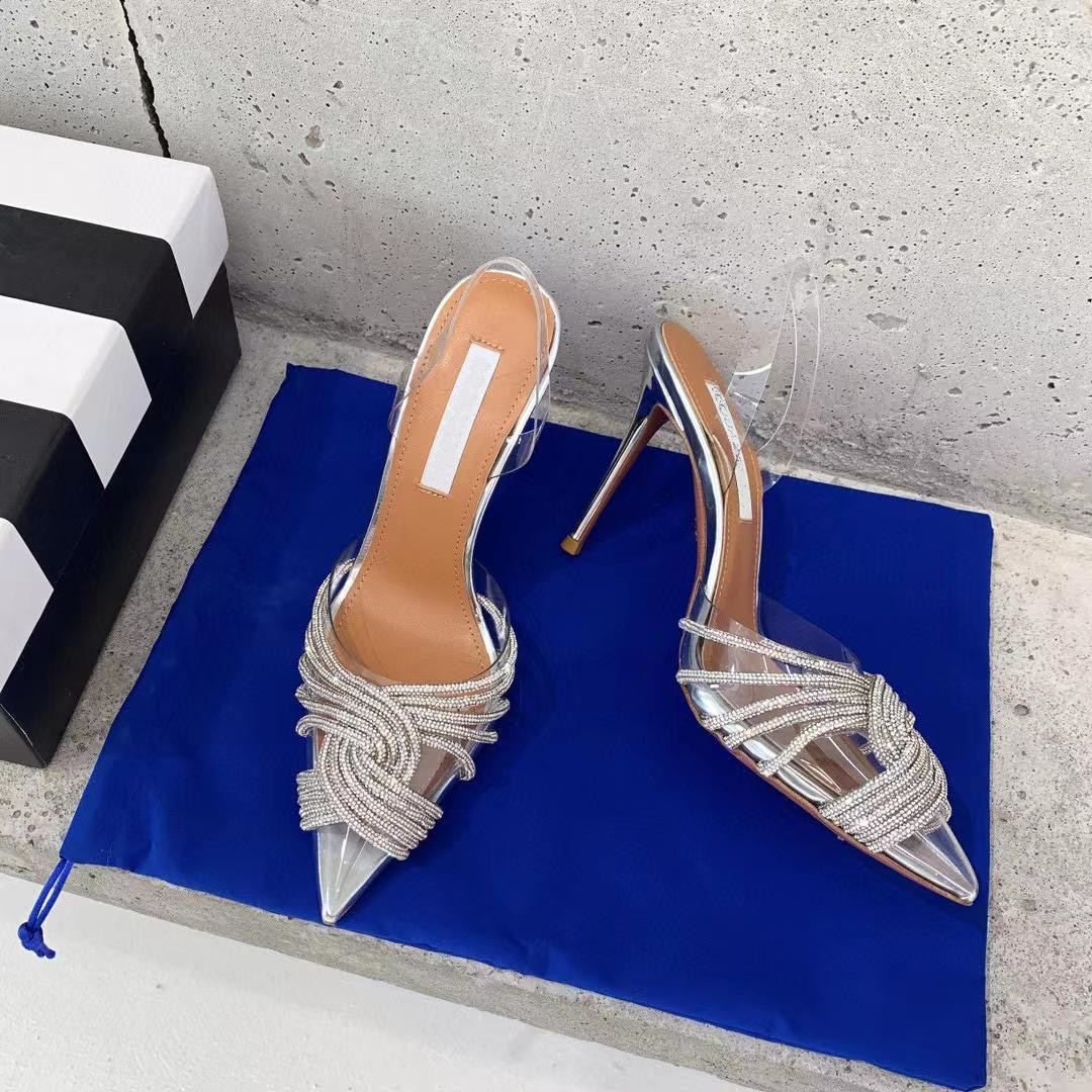 

New Aquazzura 2023 Wedding Dress Shoes 7cm 10cm Begum bowknot butterfly PVC pumps high heels diamond shine sandals rhinestone Transparent