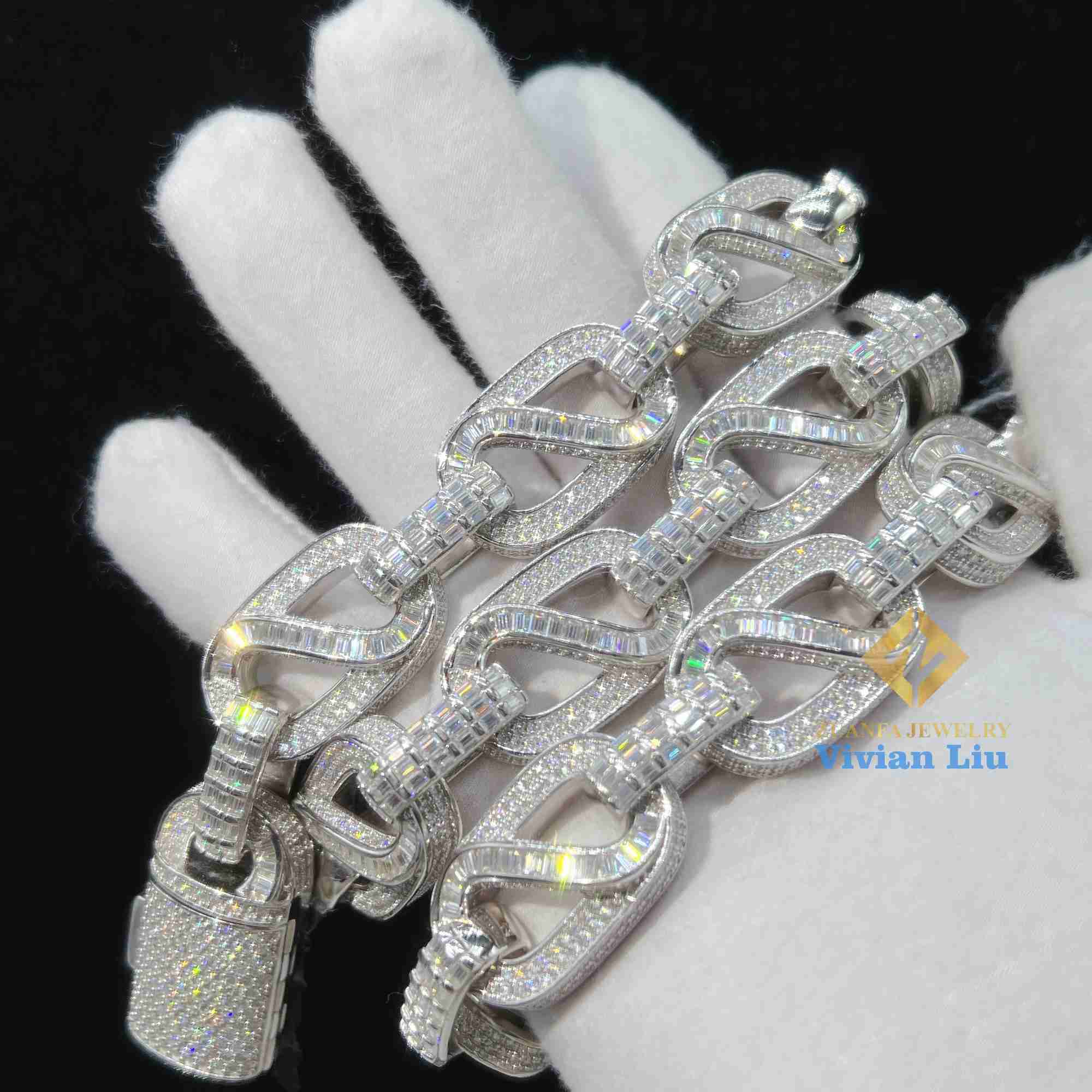 

Custom Hip Hop Fine Jewelry Necklace Bracelet 925 Silver Iced Out Vvs Moissanite Diamond Cuban Link Chain