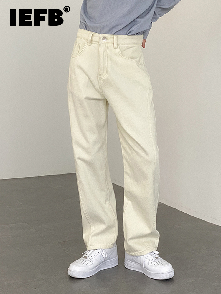 Jeans maschile iefb in stile coreano decorazione di linea luminosa maschi sottili a colore solido texture alla moda pantaloni dritti 230809