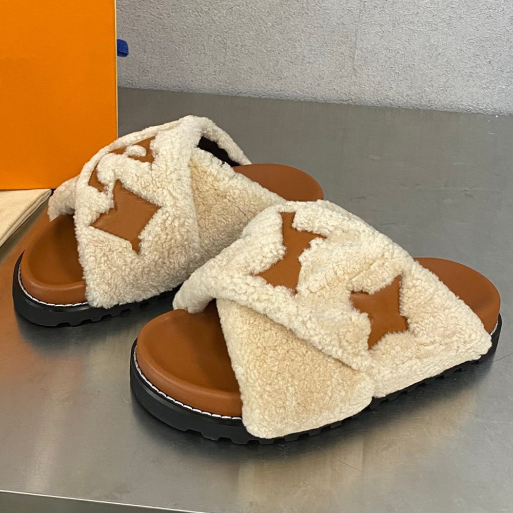 Designer cotton slippers Flat Comfort Mule Black Shearling Anatomic insole Treaded rubber outsole Initials logo fluffy shearling winter flat womens