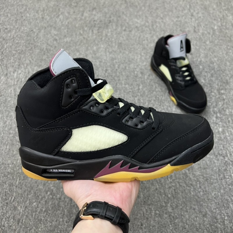 A MA Maniere 2024 Chaussures de basket-ball 4s Thunder Red Ciment SB Pine Green Sneaker Trainer avec taille de boîte US5.5-US13