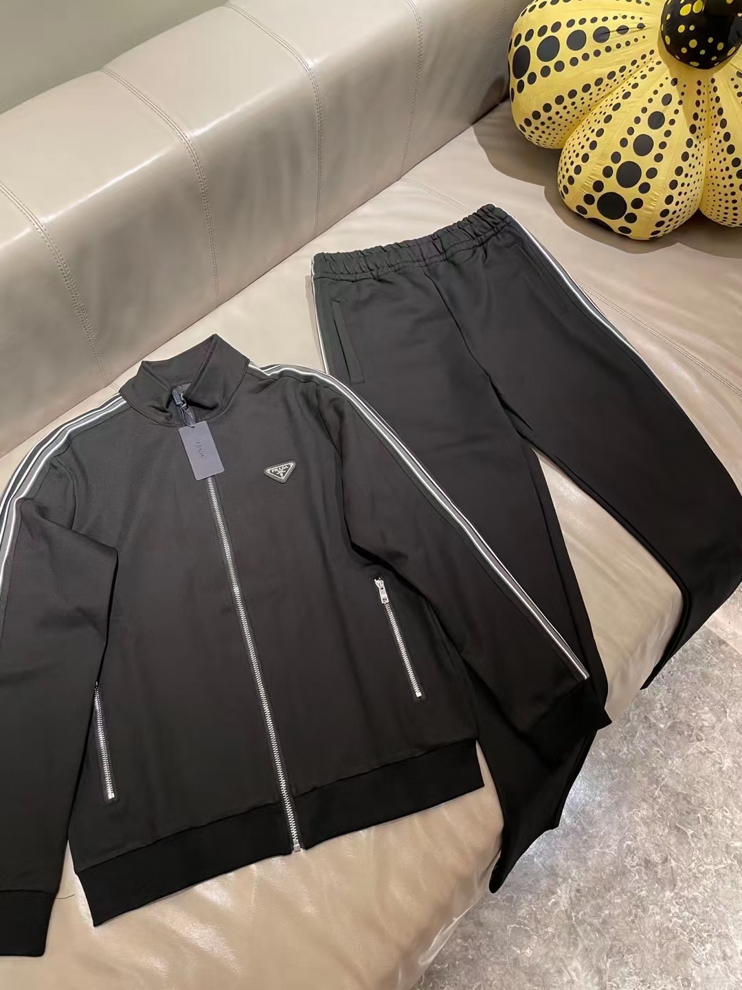 2023 fall and winter new designer mens letter decoration tracksuits -CHINESE SIZE sweatsuit - great mens training jogging sweat track suits