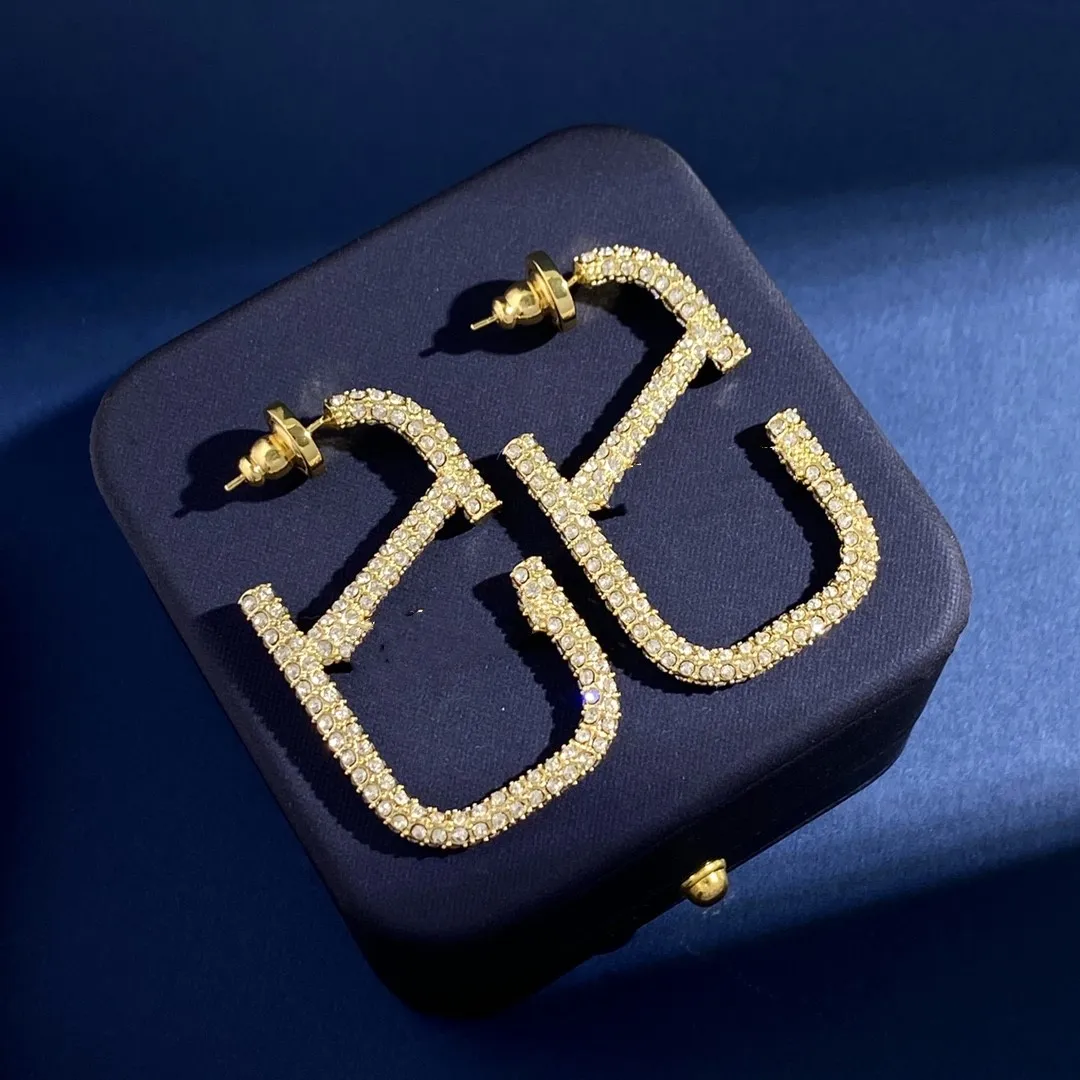 2023 Europe America stud Fashion new Style earrings designer women stud luxury gold double V letter jewelry classic-image-895110518