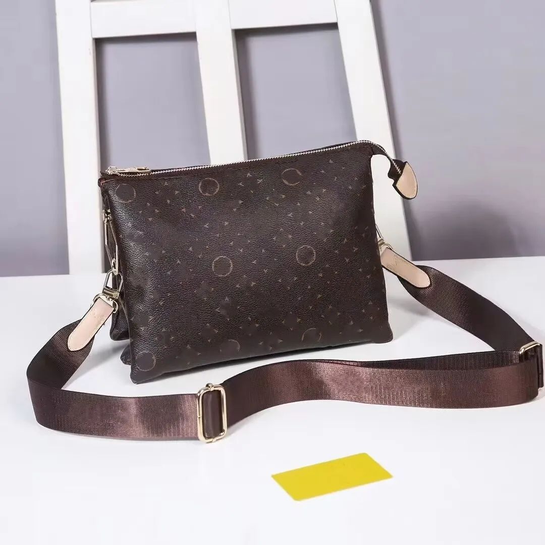 Messenger Bag Monograms Shoulders Pouches briefcase Satchels Mens womens Tote Handbags Wallet Luxurys Designers Crossbody Purse handbag presbyopi