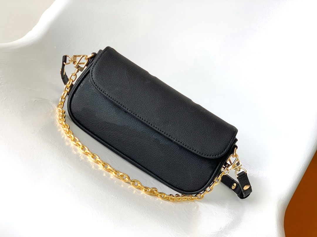 Sac de créateur 10a Sac à épaule pour femmes Luxury sac à main fleurs de fleurs chaînes Sacs de messager de qualité supérieure en cuir crossboda