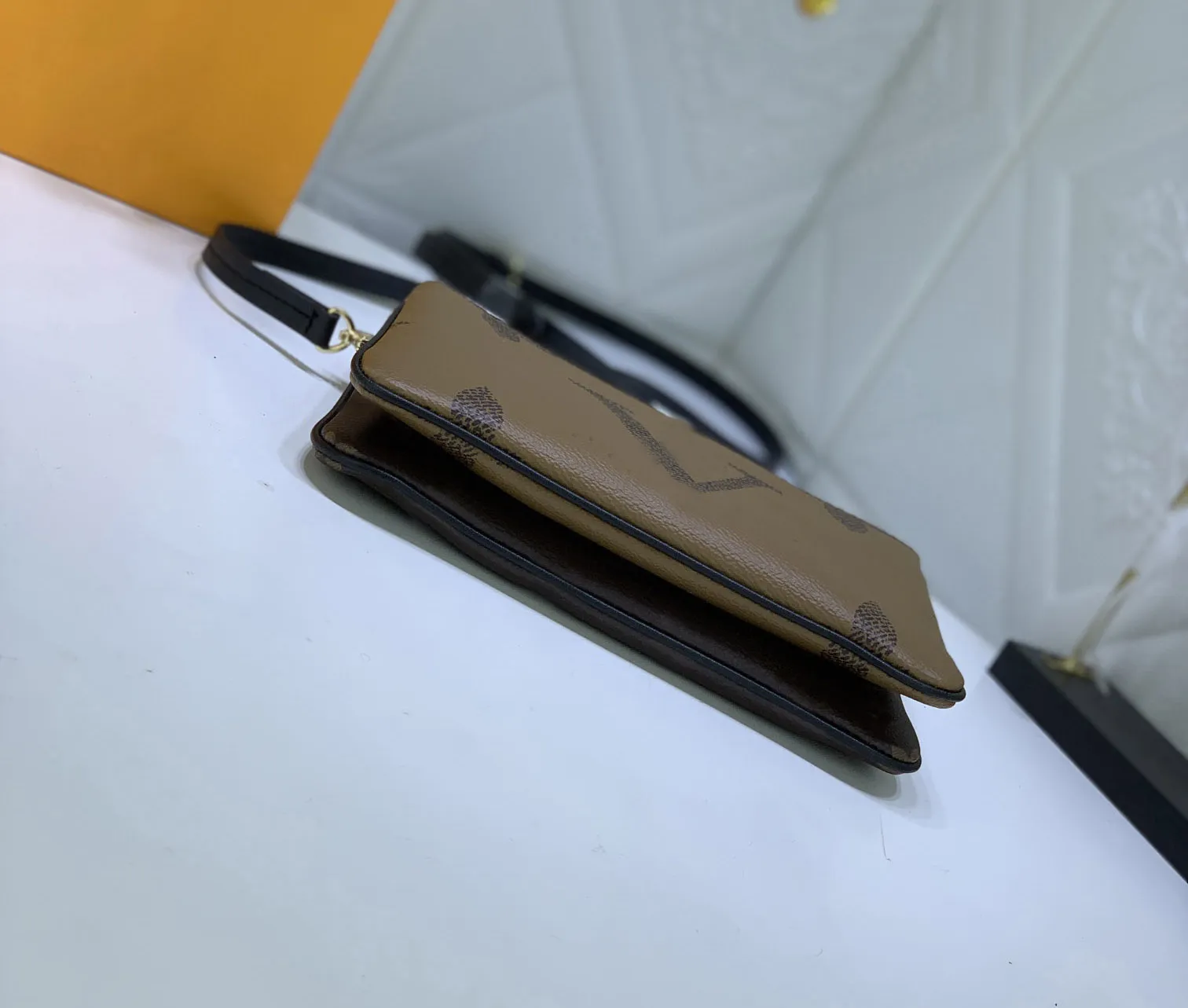 2023 Sac à bandoulière de luxe pour femmes, sacs à main à Double fermeture éclair, pochettes à fleurs et lettres géantes, sacs à bandoulière inve