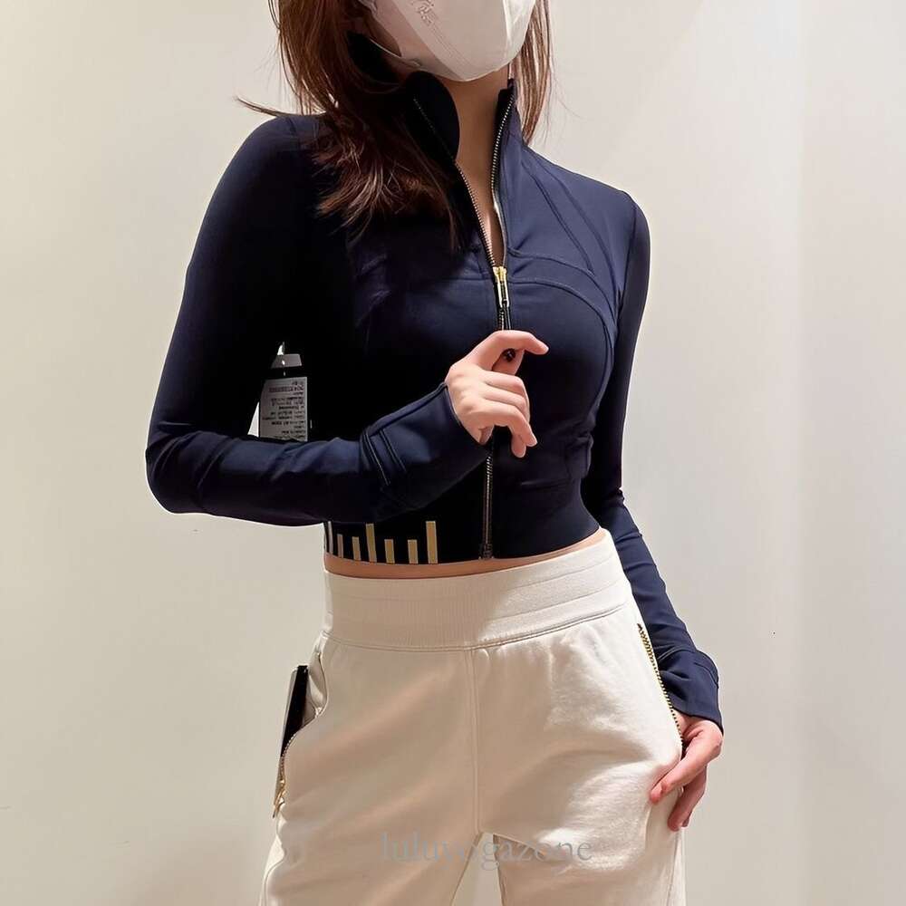 women Yoga Suit Define Cropped Coat Autumn and Winter New Top Stand Neck Jacket Slim Fit Running Breathable Fitness Suit Women Jackets LL958