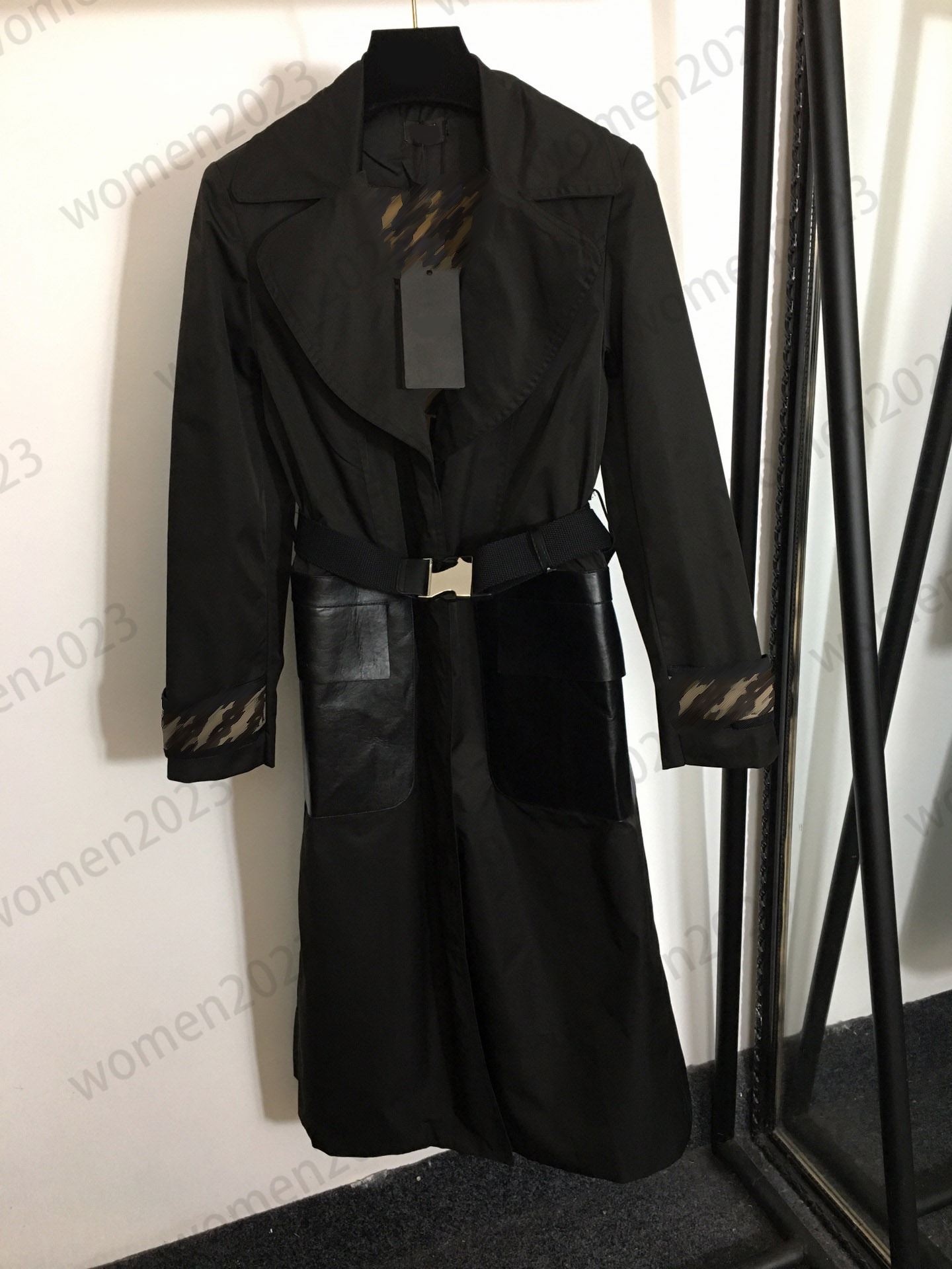 Black Color Designer Womens Trench Coats Taille Abèle à manches longues LETTRE DE TRANCH TRANCH INTRACK INSERVANTS Vestes Nouvelles Coats de poch