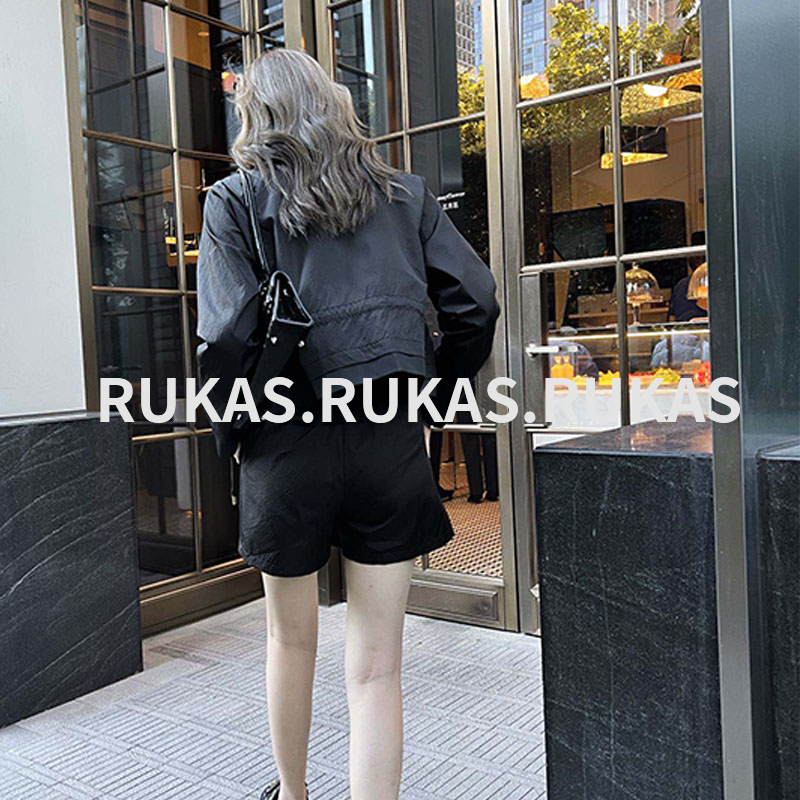 2023 fashion leisure suit simple spring and summer new V-neck drawstring waist coat high waist flplum shorts waist slimming age sports suit