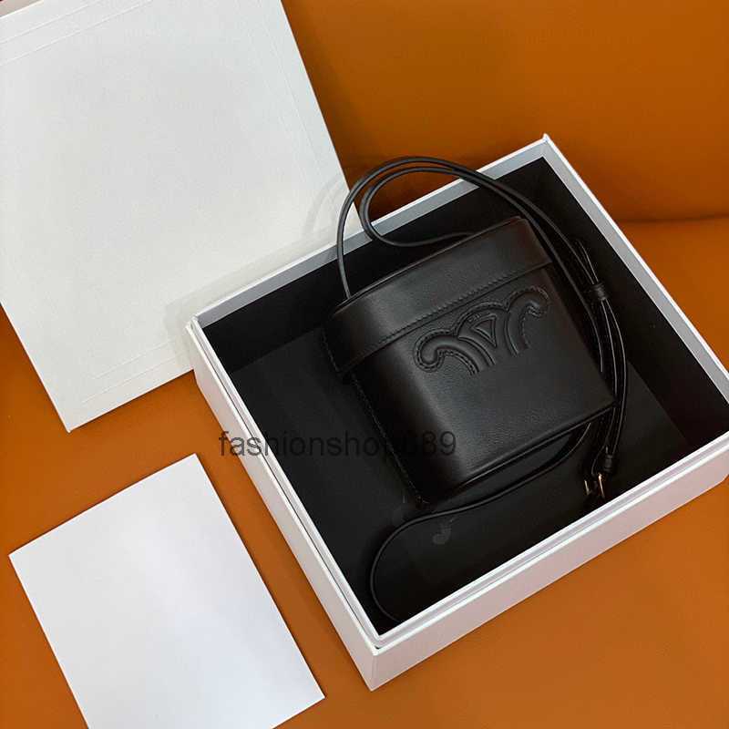 

Totes Crossbody Designer Bags Luxury Mini Fashion Bucket bag Shoulder Women Handbags Lambs Leather Clutch with Badge Gold Chain Purse phone bag Wallet top quality