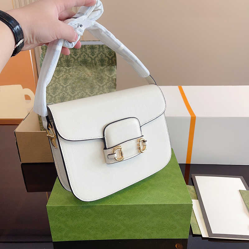 

NEW Horse Buckle Designer Bag Shoulder Bag Women Luxury Handbag Leather Crossbody Bags Lady Messenger Bags Purse 230207, Black