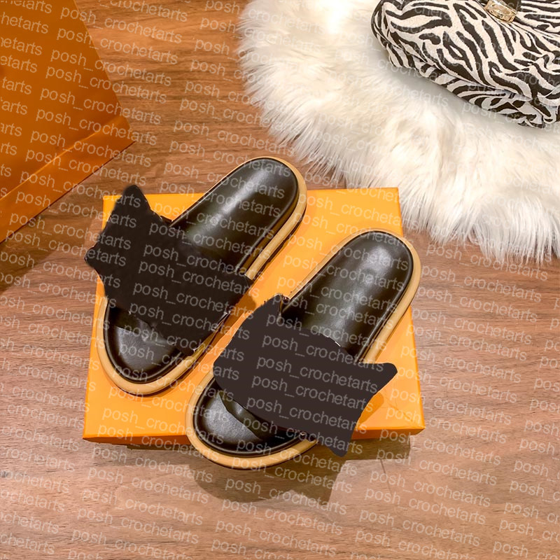 

Fashion pillow Slippers Slides Unisex Style Beach Shoes Solid Slides for Boyfriend and Girlfriend Matching EU35-EU44, Cream