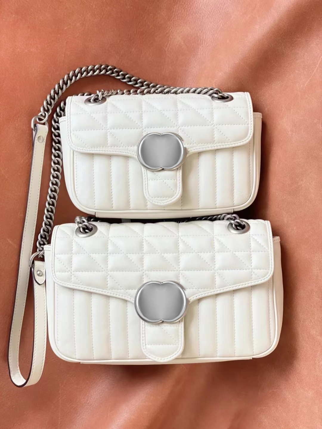 

7A quality clutch bag Luxury Designer Genuine leather tote bag Marmont Metal lettercross body fashionable Shoulder Bag Metal chain Women men Drawstring Bag handbag, Grey