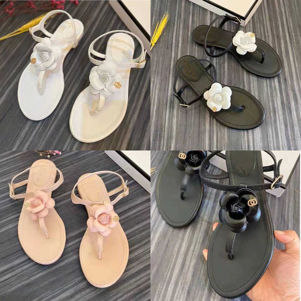 

Designer channel slides Shoes In the summer of the new camellia double flat toe clip with slippers sandals female, Pink