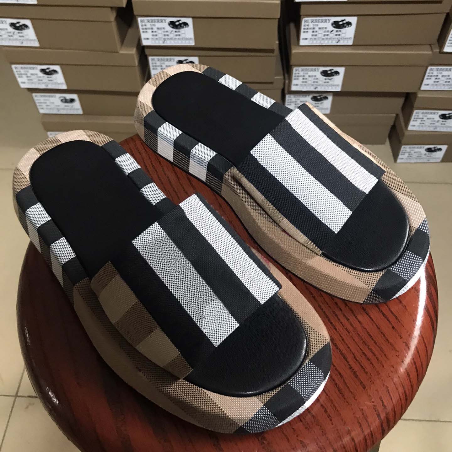 

Slippers Women Fashion Letter Slides Luxury Summer Ladies Hotselling Flip Flat Rubber Gear Bottoms Sandal Beach Designer Shoes, #2