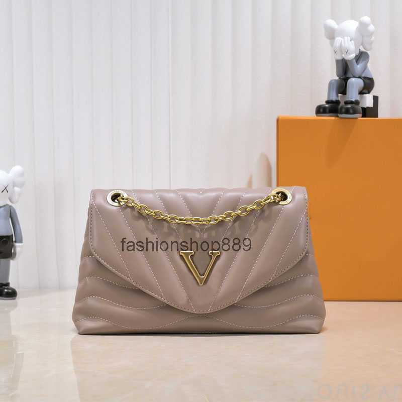 

Women Luxury Designer Totes Totes Capacity Dual Zippers Leather Fashion Chain Wash bag Interior Zipper Pocket Shopping Bag Shoulder Bags 2023 top quality