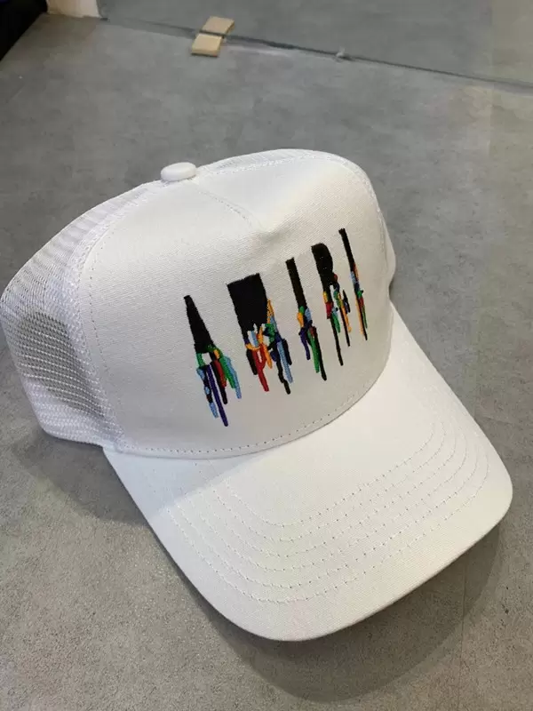

2023 Latest Colors Ball Caps Luxury Designers Hat Fashion Trucker Cap High Quality Embroidery Letters 22ss, White