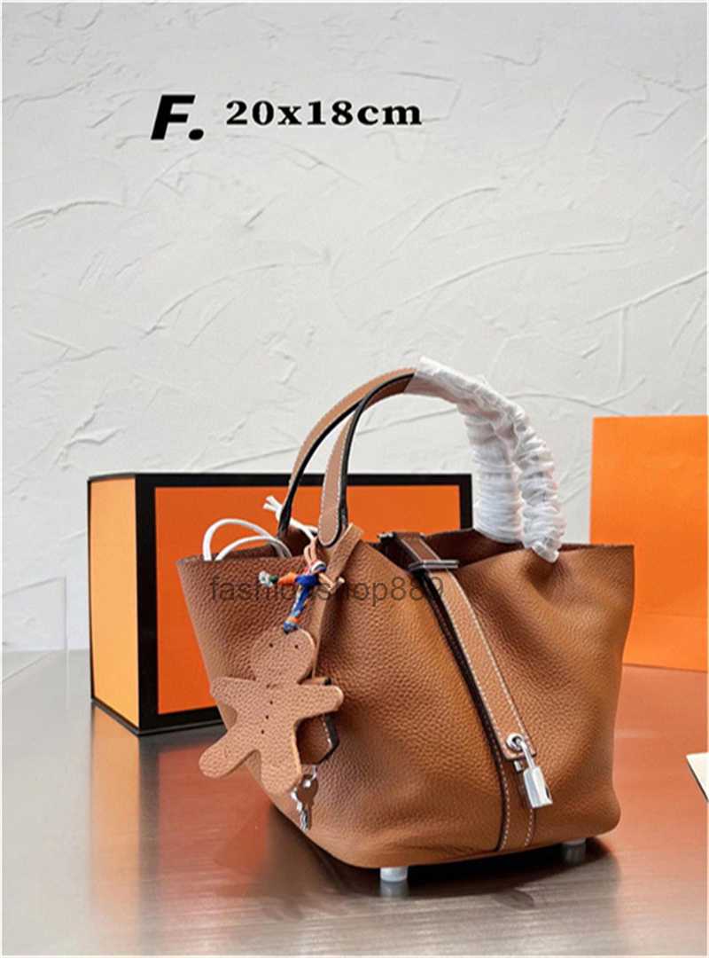 

Evening Bags Bags Shoulder Designer crossbody Bags pochette handbags fashion Bag Luxury Lock H bucket bag leather Totes