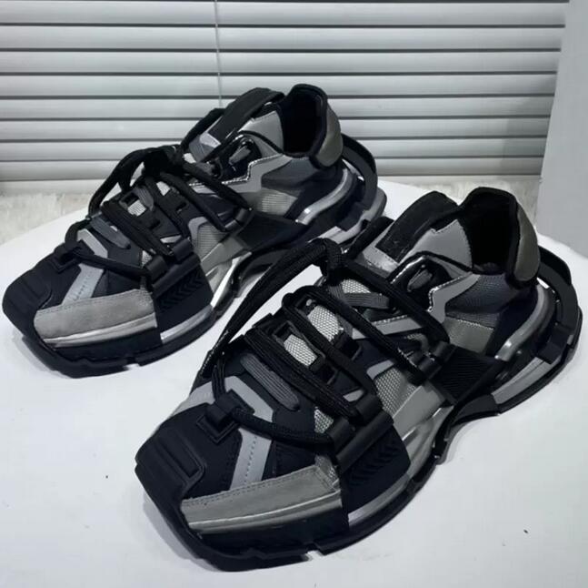 

Designer brand DG casual shoes sneakers classic dad shoes 5862 fashion atmosphere outdoor street letters pure black non-slip TPU outsole new men's sneakers, Grey