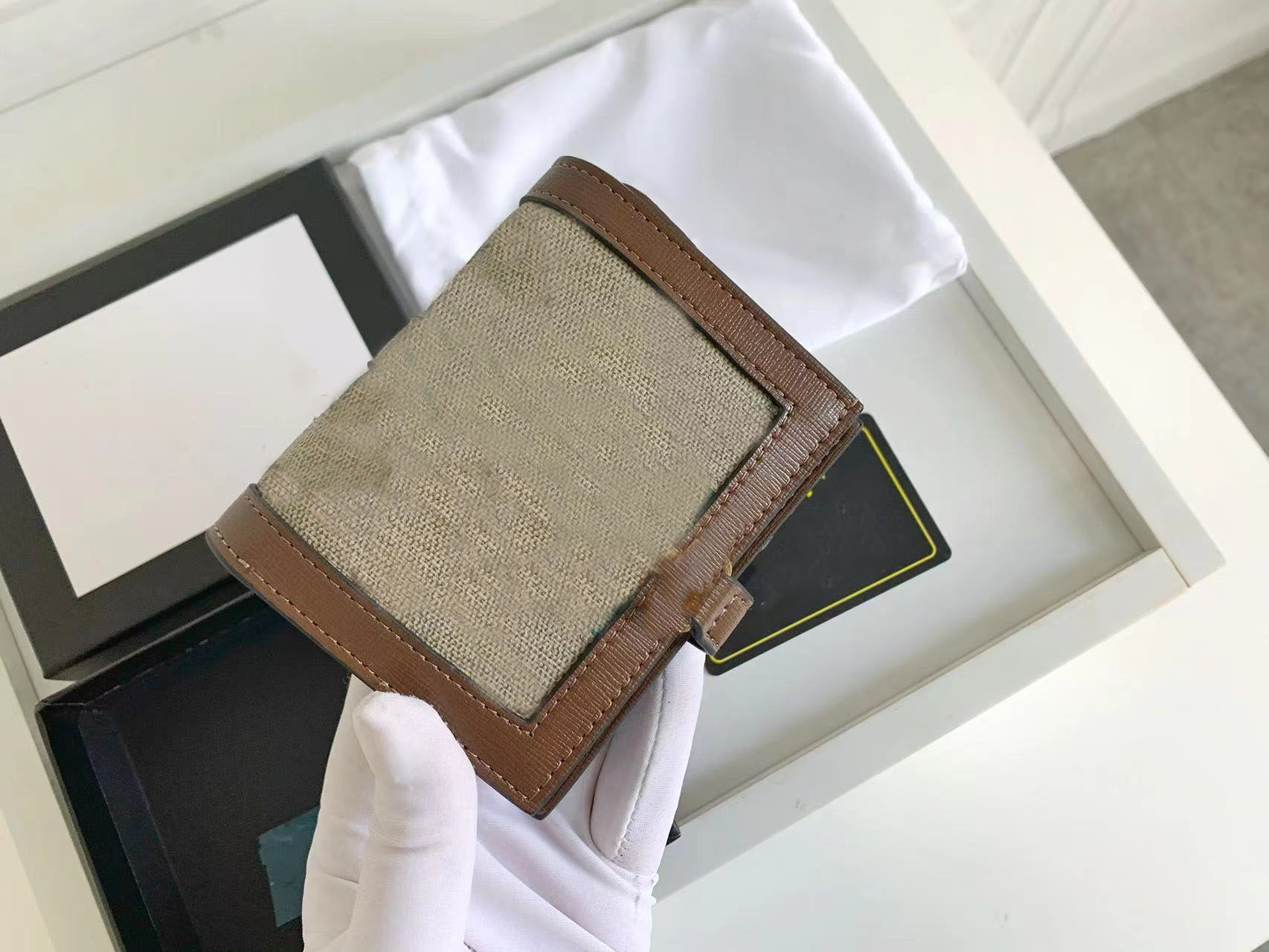 

New Fashion style coin pouch men women Purses lady Leather Classic purse key wallets mini wallet with box dust bag #8888999, Brown