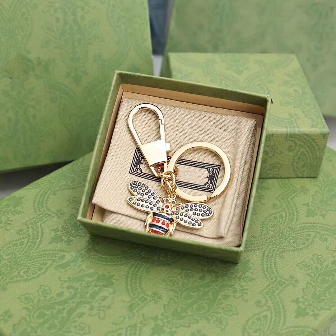 

High Quality Keychain Fashion Womens Men Keychains Handmade Keychain Alloy Stylish Buckle Designer Luxurys Bee Key Chain Handbag Ring With Box And Dustbag