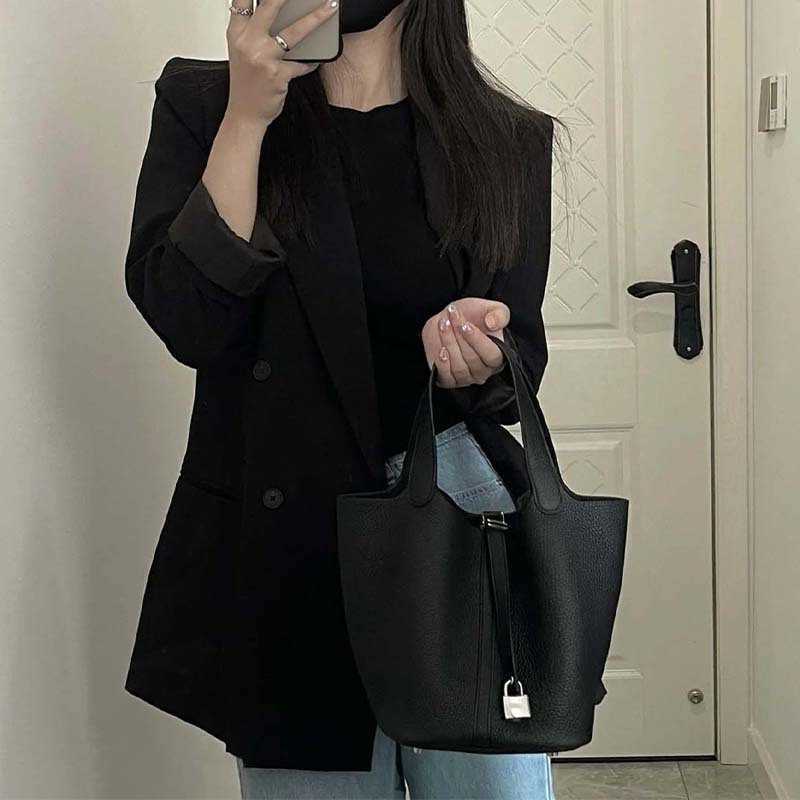

H 2023 Vegetable Bag Bags Picotn Basket Designer Purse Cowhide Togo Locks Women's Bucket Shoulder Small Handbag Xdx4 Pn 9jbc, 3q powder