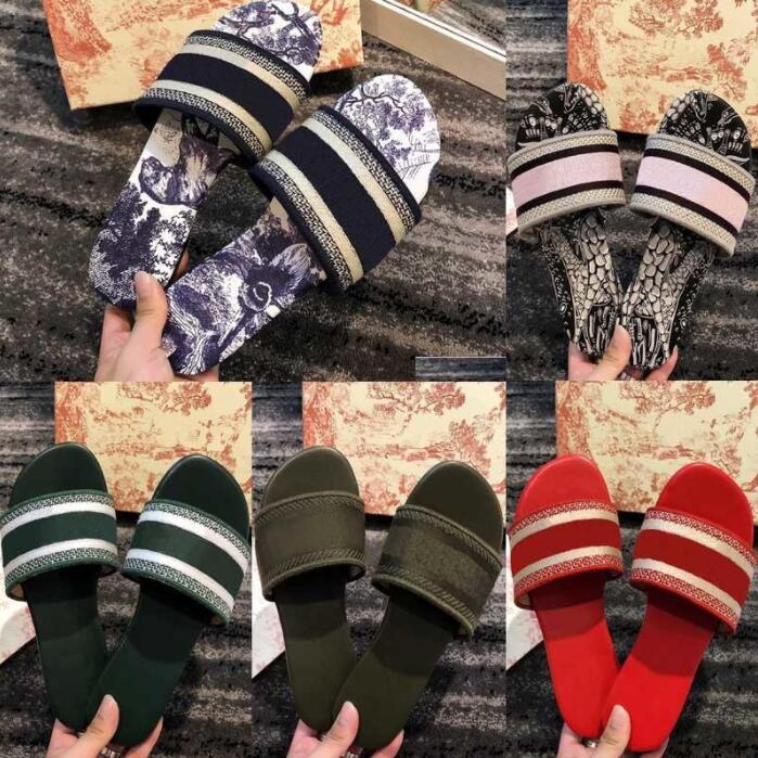 

Classics Paris Fahsion Women Slippers Summer Girls Beach Slides Black White Red Flip Flops Floral brocade Gear bottoms Sandals, 52