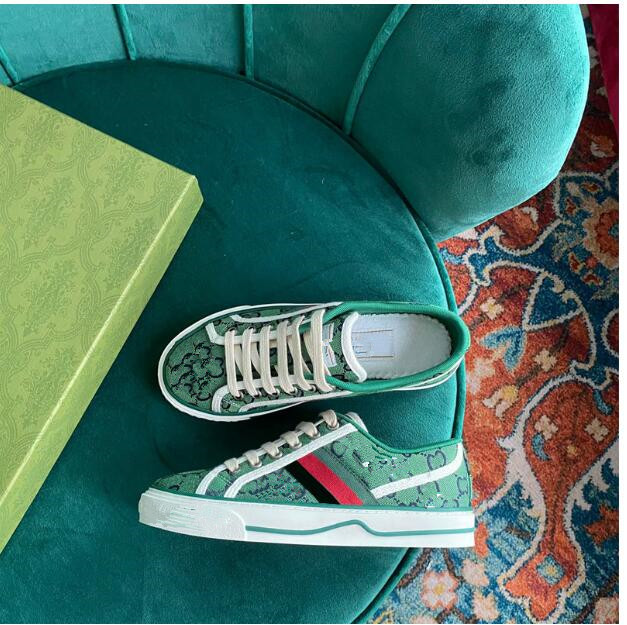 

Designer Sneakers Gazelle Men Shoes Printed Alphabet Casual Shoe Embroidery Retro Fluff Upper Rubber Sneaker Luxury Leather Trainers, 06