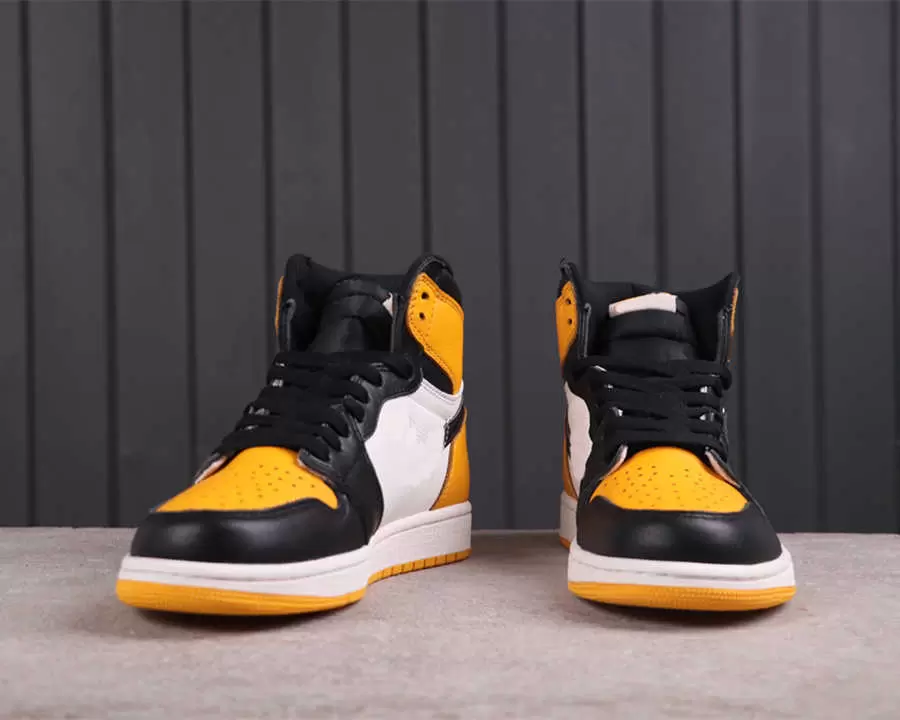 

2023 Running Shoe Trainers Basketball ShoesBlack Outdoor Fashion High Og Black 'Yellow Toe ' Jumpman 1 Sneakers With Box, White yellow black