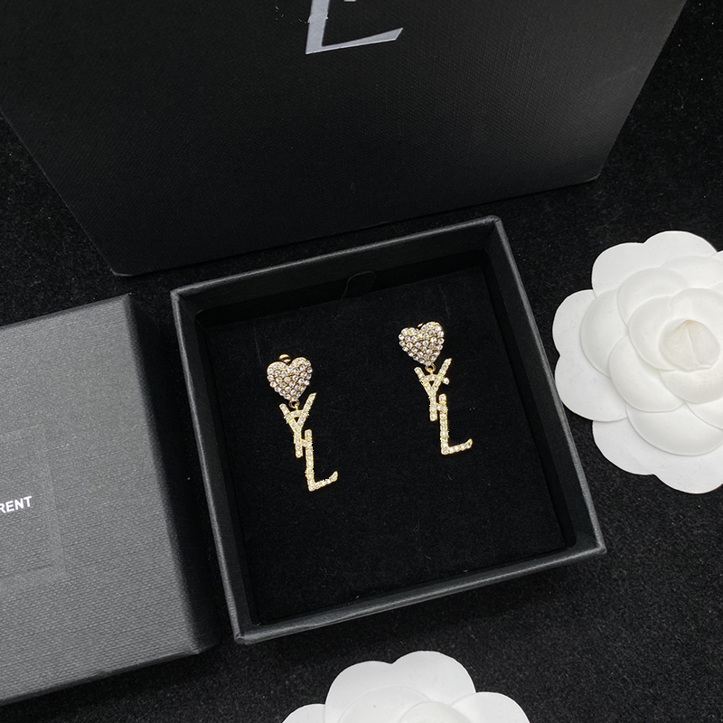 

stud earrings Designer Earrings Women's Love Letter Diamond Earrings Fashion Luxury Alloy Premium Feel Light Luxury High Quality Birthday Gift Party