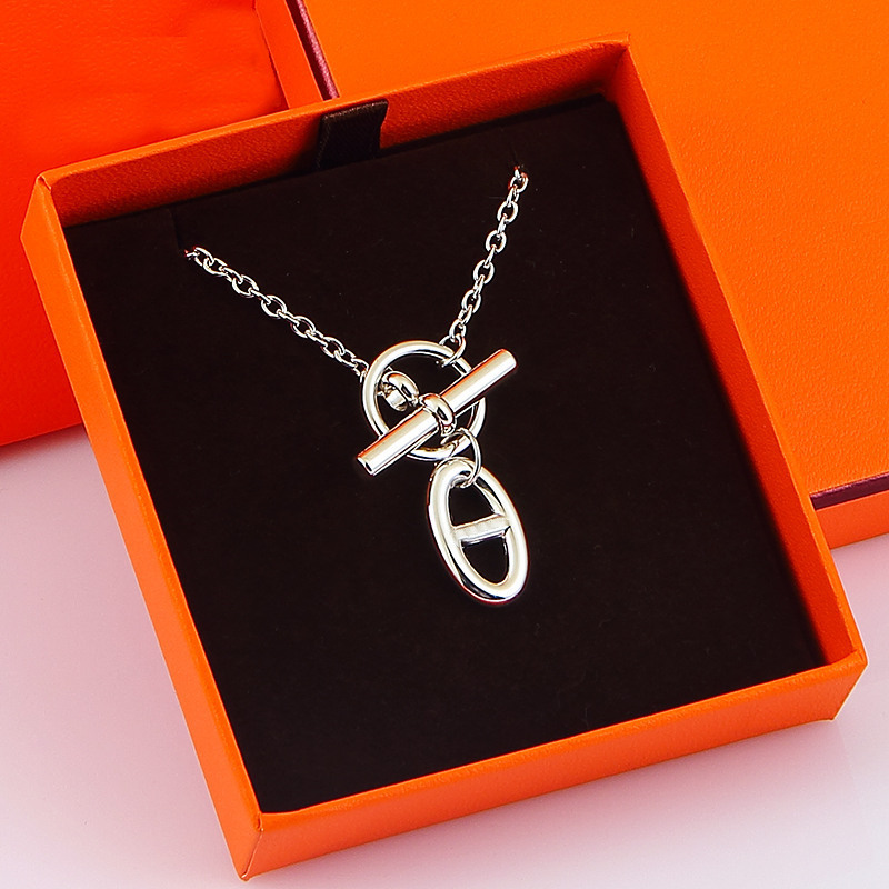 

New Designer Stainless Steel Necklace bracelet set for Man Woman Chain Nceklace designers bangle Pendant Necklaces jewelry