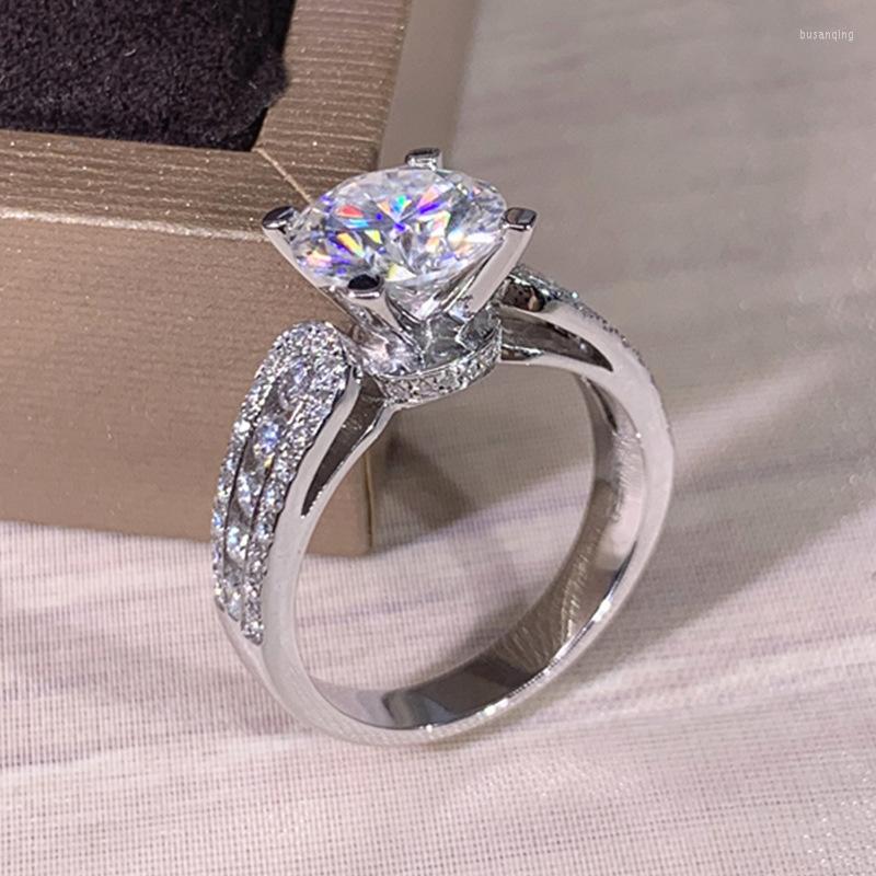 

Wedding Rings 2023 Luxury Silver Color Designer Engagement Ring For Women Anniversary Gift Jewelry Wholesale R6429