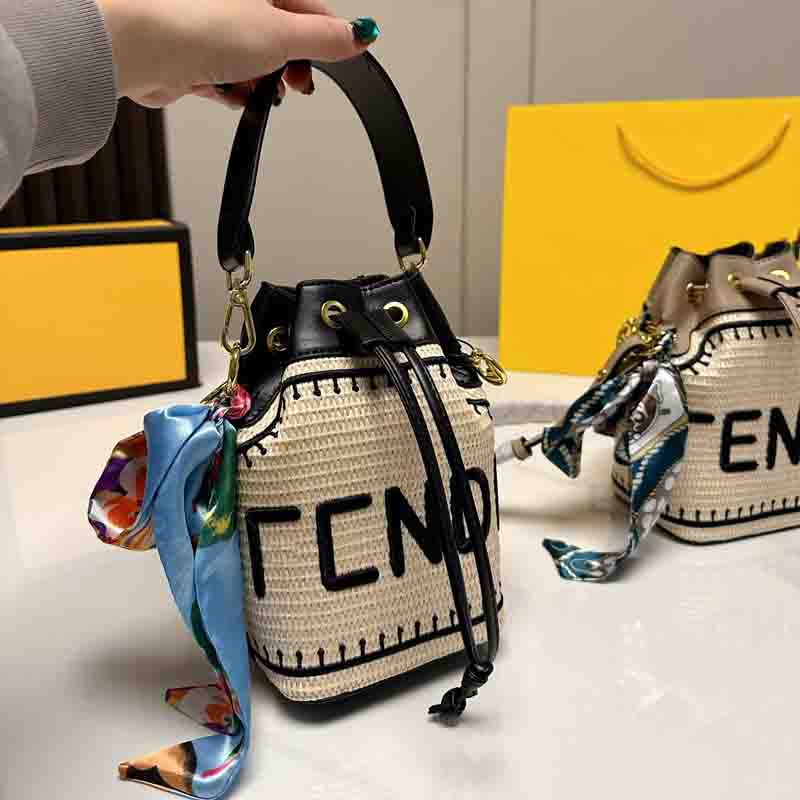 

Women Mini Bucket Bag Designer Shoulder Bags Street Fashion Straw Handbags Womens Crossbody Purse Luxurys Raffia F Purses D2303021F, Brown