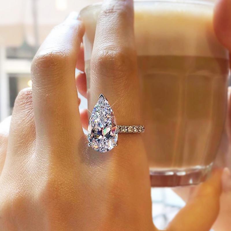 

Wedding Rings Ramos Pear Shape Crystal Cubic Zircon Women Band Jewelry Gorgeous Anniversary Gift Dazzling Female Accessories