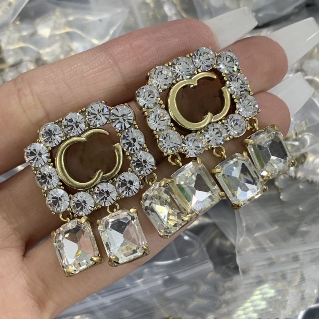 

New fashion Stud brand earring color diamond double G letter brass material personality Earrings women wedding GGity party designer jewelry high quality kge1d