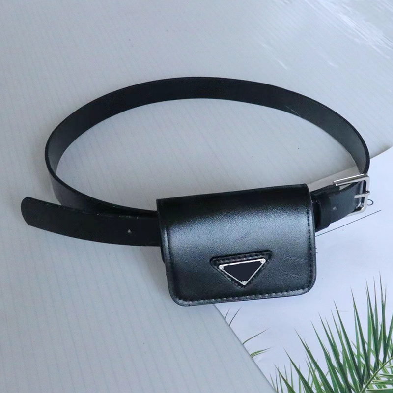 

Designer bag luxury fanny pack Waist Bags crossbody women bum bag Solid colour design fashion purse belt bag leisure travel Material leather wallet very nice, White