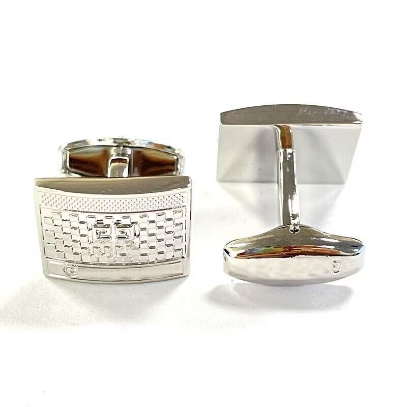 

Luxurys Designer Brand Cuff link High Quality Fashion Jewelry Men Classic Letters Cuff links Shirt Accessorie Wedding Exquisite Gift Cufflinks