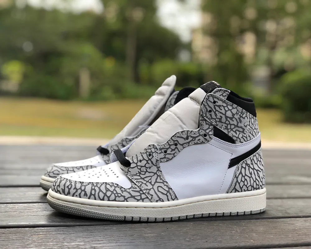 

2023 Jumpman 1 High OG Basketball Shoes White Cement 1s Tech Grey/Muslin-Black-White Outdoor Sports Sneakers With Box