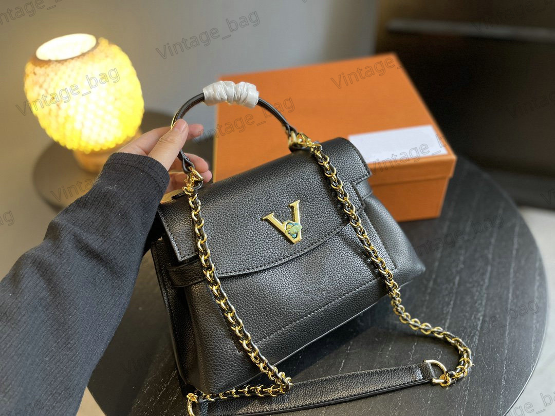 

LockMe Ever Mini Shoulder Bag Women Handbag Graphic Flap Leather Braided Chain Designer Crossbody Handle Bags Clutch M20997 M21052