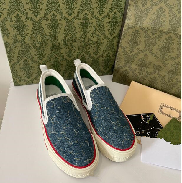 

wwwq qqw Designer Sneakers Gazelle Men Shoes Printed Alphabet Casual Shoe Embroidery Retro Fluff Upper Rubber Sneaker Luxury Leather Trainers 35-41, 016
